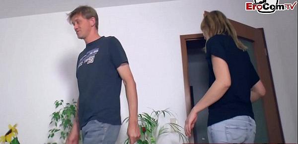 Deutsche Normale Nachbarin fickt den Nachbarn